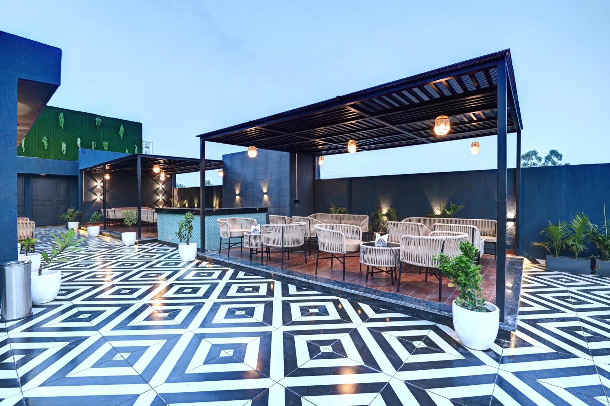 Saltstayz Olive - Pitampura Hotel
