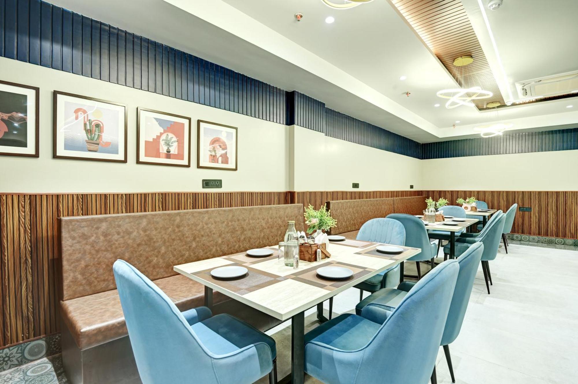 Saltstayz Olive - Pitampura Hotel 4*